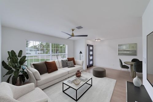 27240 Belle Rio Dr, Bonita Springs FL  34135-4429 exterior