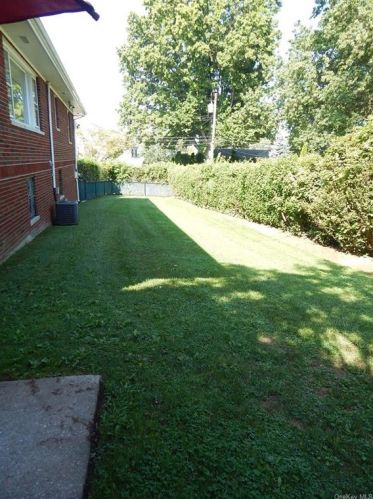 105 Jackson Ave, New Rochelle NY  10803-3105 exterior