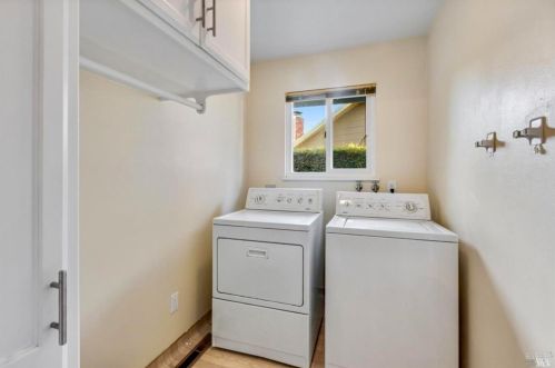 2612 Tamarisk Ct, Santa Rosa CA  95405-8413 exterior