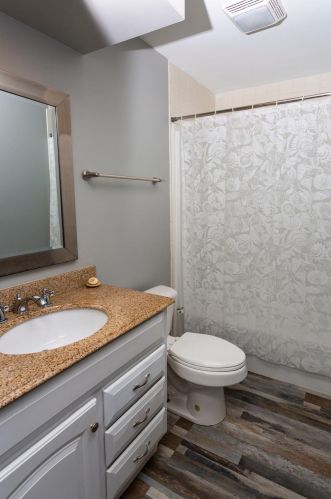 355 60th Dr, Gary IN  46410-3011 exterior