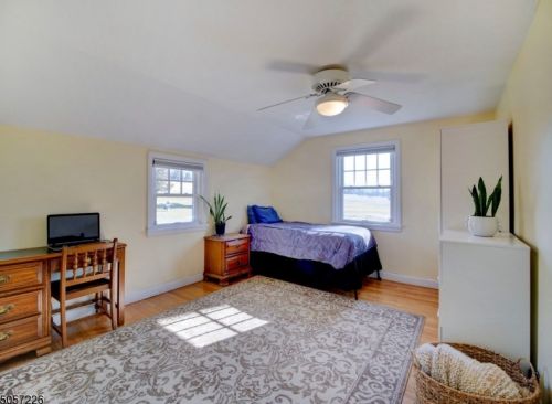 1 Hathaway Ln, Verona NJ  07044-2306 exterior