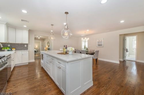 14 Calais Rd, Dover NJ  07869-3531 exterior