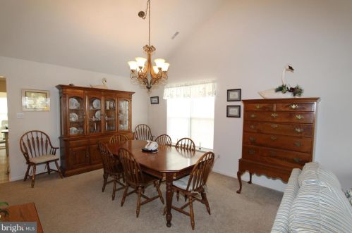 46 Meadowview Dr, Pilesgrove NJ 08098-2539 exterior