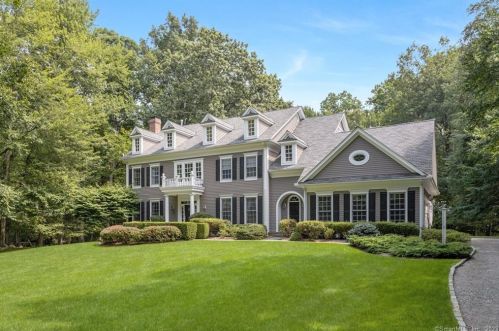 2480 Sturges Hwy, Westport, CT 06880-1729