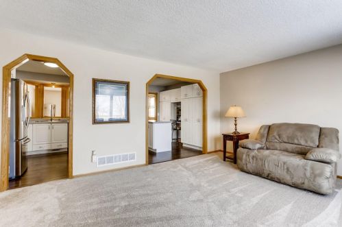 6171 Egg Lake Rd, Lino Lakes, MN 55038-9212