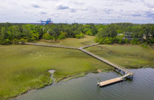 208 Slipper Shell Ct, Mount Pleasant SC  29464-6724 exterior