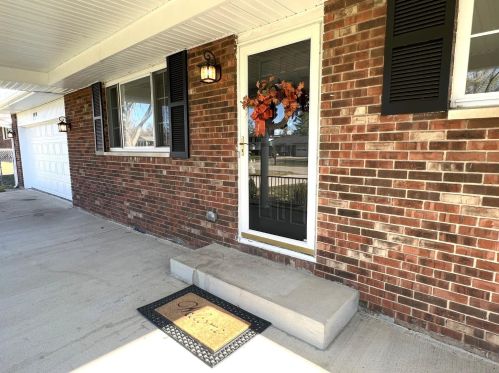 9218 Kipton Dr, Franklin, OH 45005-1352