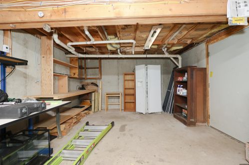 16 10th St, Kingston NH  03848-3717 exterior