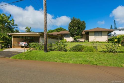 1684 Nakula St, Wahiawa, HI 96786-2631