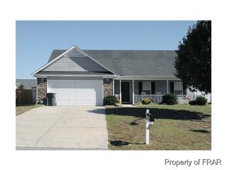 1208 Grackle Dr, Fayetteville, NC 28306-3559