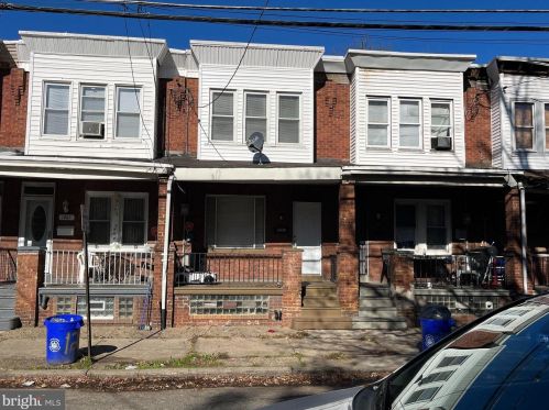 1263 Decatur St, Camden, NJ 08104-3540