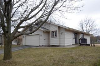 841 Acker Pkwy, De Forest, WI 53532-1153