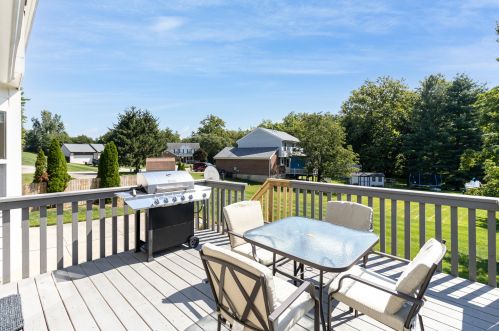 7564 Thunder Ridge Dr, Florence KY  41042-8268 exterior