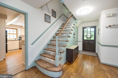837 Goshen Rd, Newtown Square, PA 19073-3519