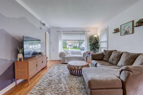 3309 85, Milwaukee WI 53227-4615 exterior