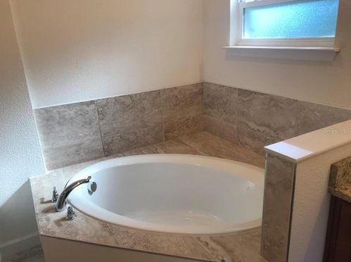 706 Pelican Ct, Kissimmee FL exterior