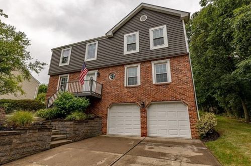1212 Woodhill Dr, Gibsonia, PA 15044-9229