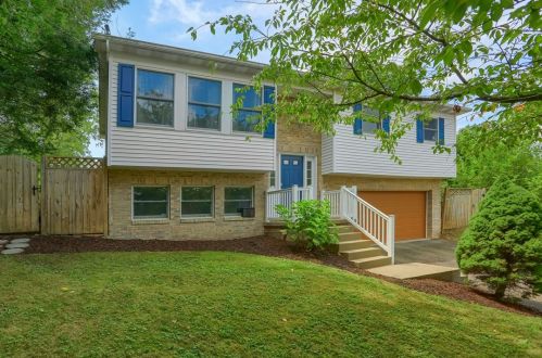747 Idaho Dr, New Kensington, PA 15068-2923