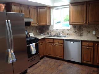 3122 Winstel Blvd, Tucson, AZ 85716-1742