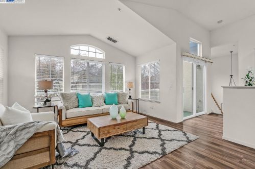 4100 Veneto Ct, Pleasanton, CA 94588-3090