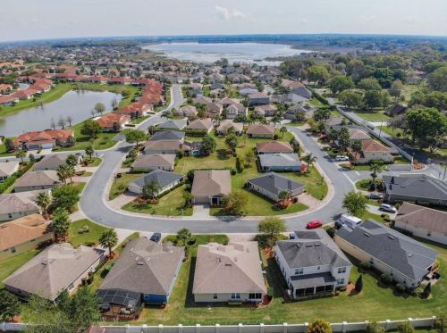 5056 Neptune Cir, Oxford FL  34484-3794 exterior