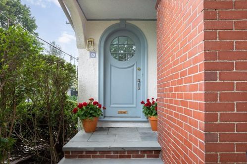 87 Woodbury St, Providence RI  02906-3509 exterior