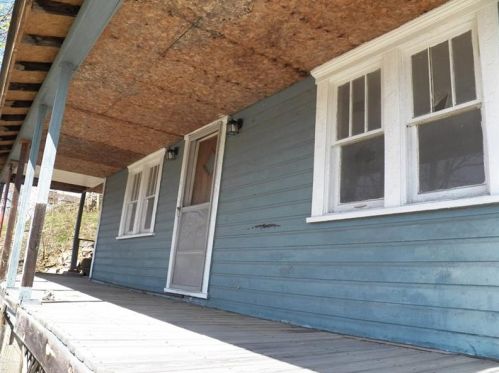 321 Point St, Saltsburg, PA 15681-1117