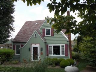 449 Devon Rd, Morgantown, WV 26505-2205
