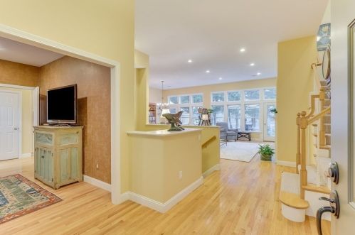 12 Henloe Grn, Plymouth, MA 02360-8276