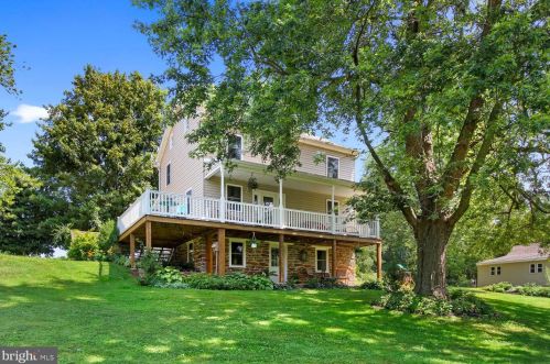 13753 Winterstown Rd, Cross Roads, PA 17322-8521