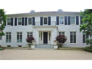4086 Derrwood Dr, Akron, OH 44333-1198