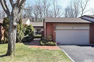 164 Dove Hill Dr, North Hills, NY 11030-4029