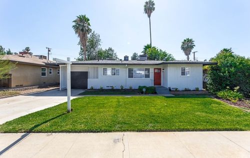 618 Roosevelt Rd, Redlands CA  92374-6256 exterior