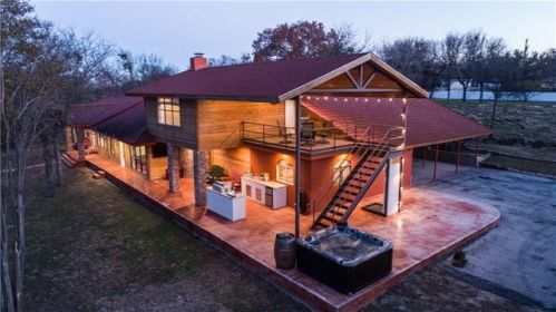 8200 County Road 607, Brownwood, TX 76801-9185