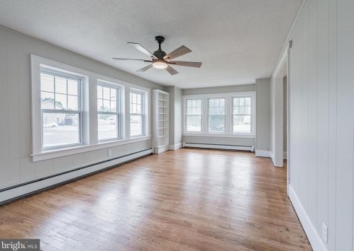 5 Mispillion St, Harrington DE  19952-1024 exterior