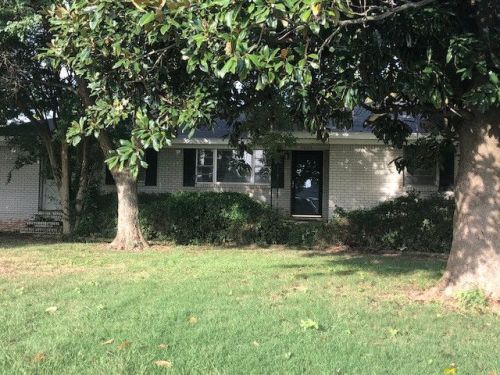 1930 Columbus St, Farelly Lake, AR 72160-6517