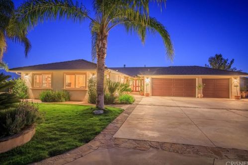30415 Remington Rd, Santa Clarita CA  exterior