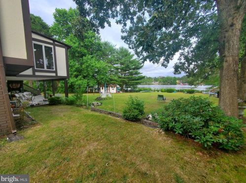 70 Tensaw Dr, Browns Mills, NJ 08015-6650