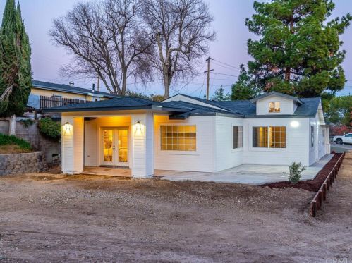 143 Vine St, Lake Nacimiento CA  93446-3736 exterior