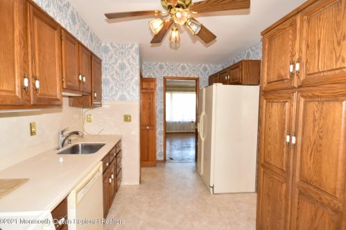 306 Van Zile Rd, Bricktown NJ  08724-2018 exterior