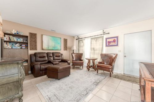 1943 Avanti Cir, Fort Pierce, FL 34952-8805