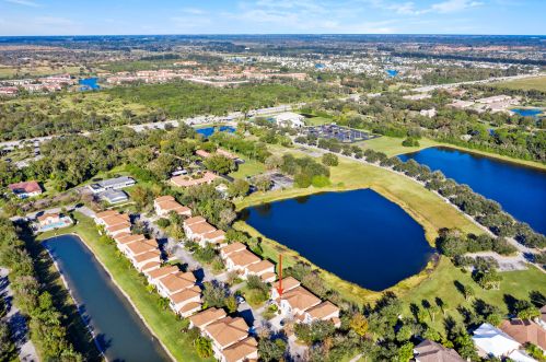 1828 77th Dr, Vero Beach FL  32966-6679 exterior