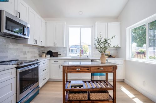 762 Barton Way, Benicia CA  94510-3800 exterior