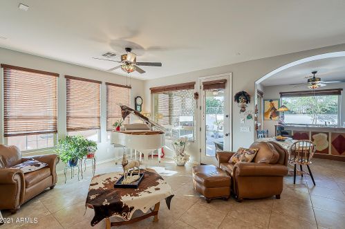 1776 Laddoos Ave, San Tan Valley, AZ 85140-5233