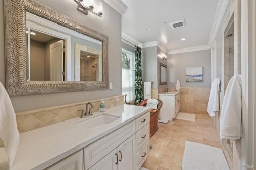 2054 Zinfandel Ct, Vacaville CA  95688-2829 exterior