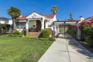 1120 Cedar St, Glendale, CA 91207-1729