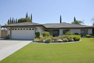 2604 Hempstead Ln, Bakersfield, CA 93309-5532
