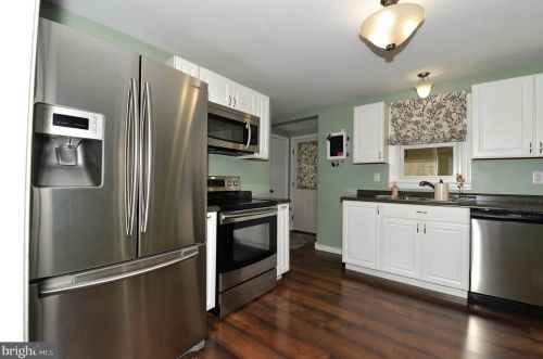 1805 Line St, Lansdale PA 19446-1632 exterior