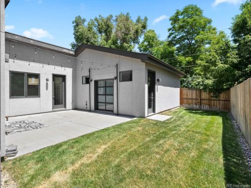 1140 Cook St, Denver CO 80205-5010 exterior