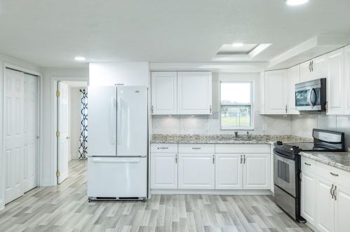 5137 Suwannee Dr, New Port Richey, FL 34652-5447